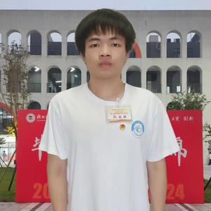 心芯德强（大二） 头像