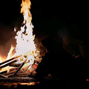 聪明云朵C 头像