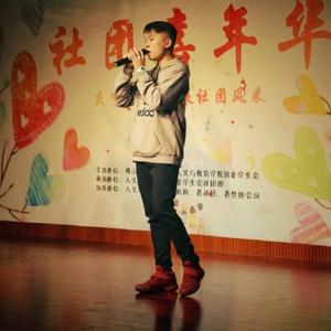学生哥Fama 头像
