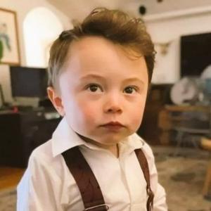 2023不卑不亢 头像