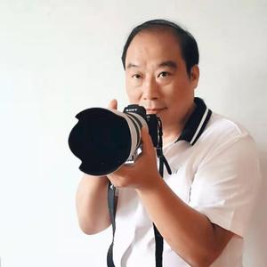 悠逸视界 头像