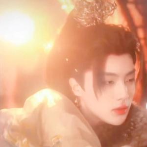 小然爱八卦 头像