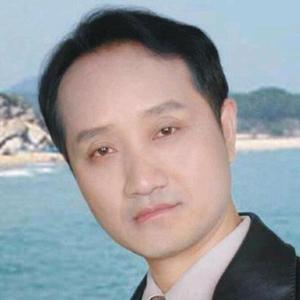 佂女苃送房产 头像