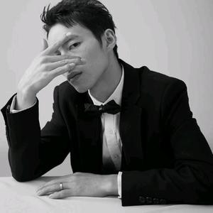 乔南先生F2.8 头像