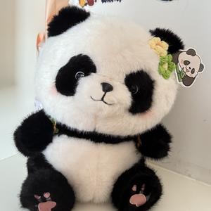 一只熊猫吖 头像