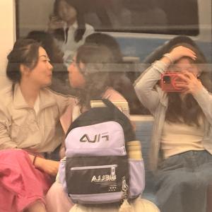 卡拉OK的瑞妈 头像