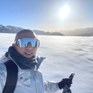 黑夜里的海涛 头像