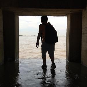 合上门推开窗 头像