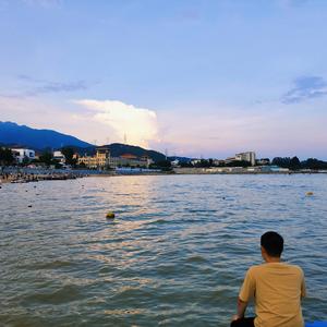 强子新视界 头像