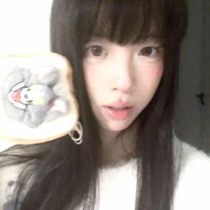 可靠松鼠～ 头像