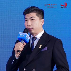 大白爱设计 头像