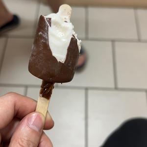 adiP科技 头像