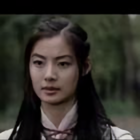 盈盈紫依