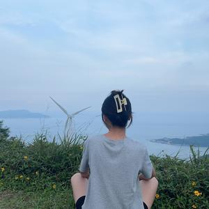 仍在旅途 头像