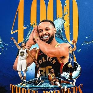 在森林中筑巢的小喜鹊 头像