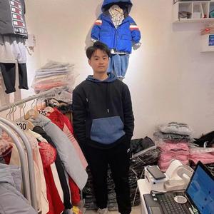 小勇服装店头像