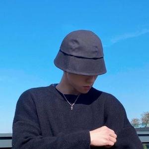 娱圈小马哥 头像