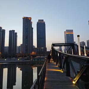 晴天彩虹jay 头像