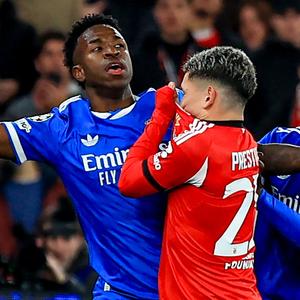 全球观察家 头像