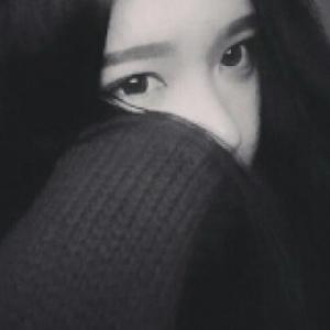 不凡的活泼葡萄