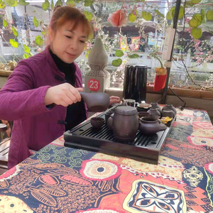 朱玉沁 头像