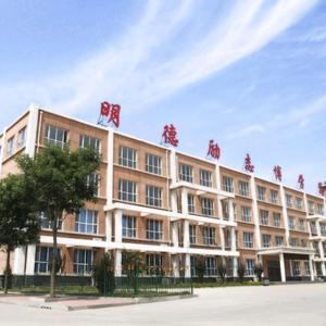 咸菜与粥 头像