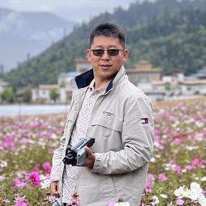 鲲鹏会春哥 头像