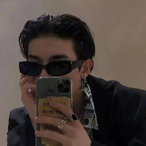 周六的大叔 头像