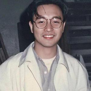 每日推荐经典好歌 头像