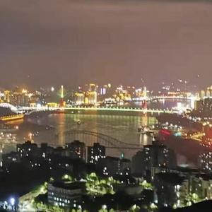 拓扑流形红房子 头像