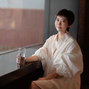 41岁的任冰 头像