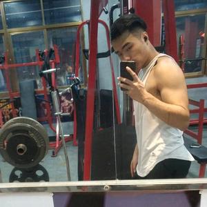 小达没有腹肌 头像