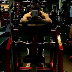 健身就像龙卷风 头像