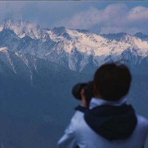 屿城.头像