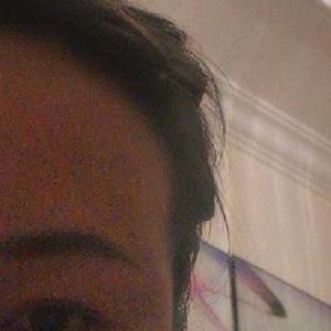 最需珍重眼前人 头像