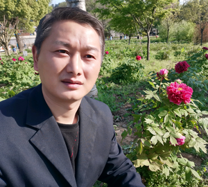 亮哥无锁不能 头像