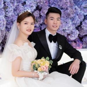 老张家三千金 头像
