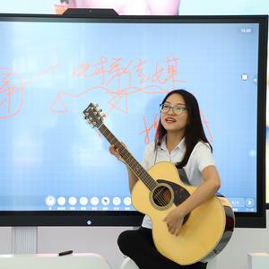 卖广告机的美女 头像