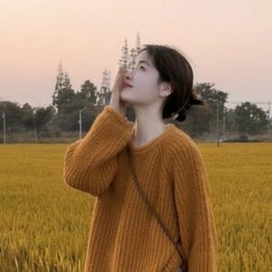 Love草莓熊 头像
