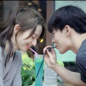 520三金七七 头像