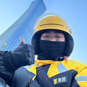 二锤在北京 头像