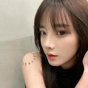 萝布丁Kiki 头像