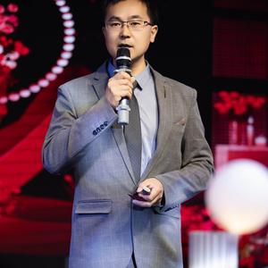 婚礼人老马 头像