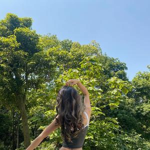 飞跃泡芙山 头像