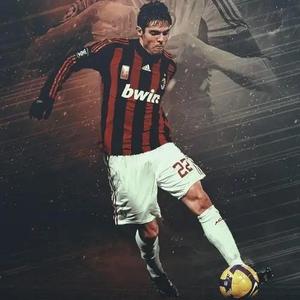 唯有足球不负所爱 头像