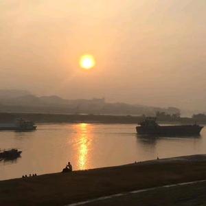 旅游人Nana 头像