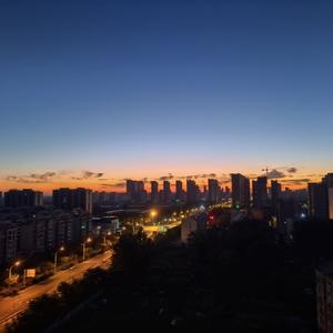 吃瓜第1线 头像