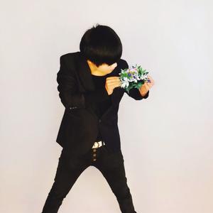 江杰忘吃药 头像