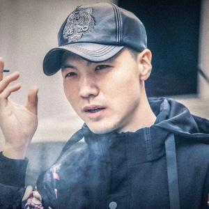 花老丝(春节礼品进行中) 头像