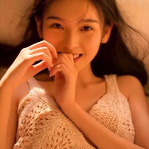 清清爱吃瓜 头像